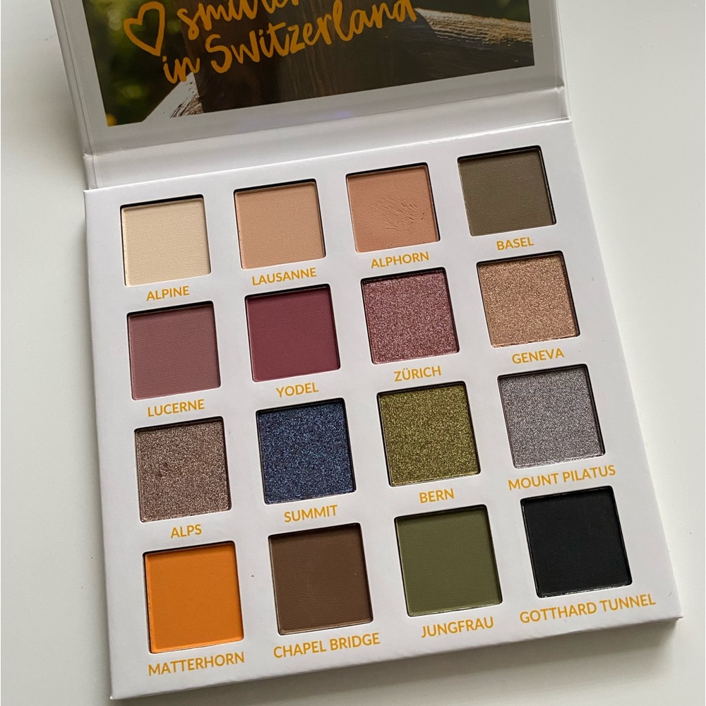 BH Cosmetics Smitten in Switzerland